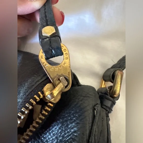 Marc by Marc Jacobs Classic Q Natasha Black Leather Crossbody Bag - Picture 10 of 15